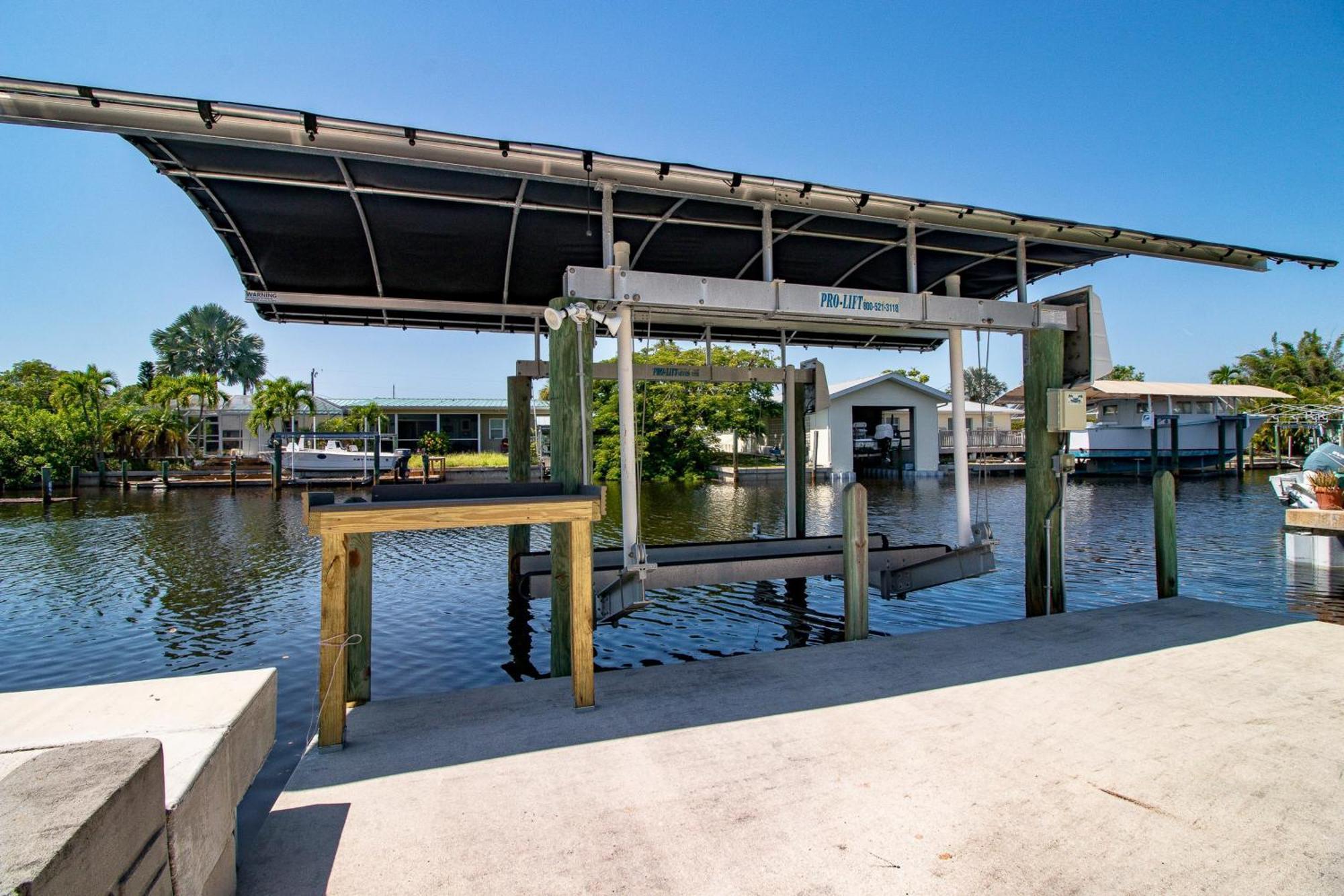 Bowline Oasis Villa Bokeelia Exterior foto